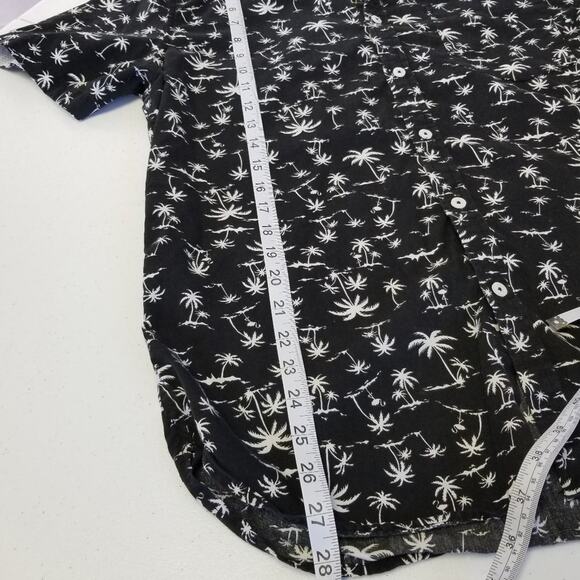 Denim & Flower Short Sleeve Black White Palm Tree Beachy Shirt Excellent! Size L - Picture 4 of 6